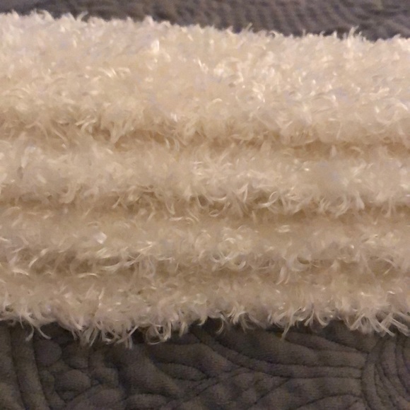 Off White Scarf - Picture 8 of 8